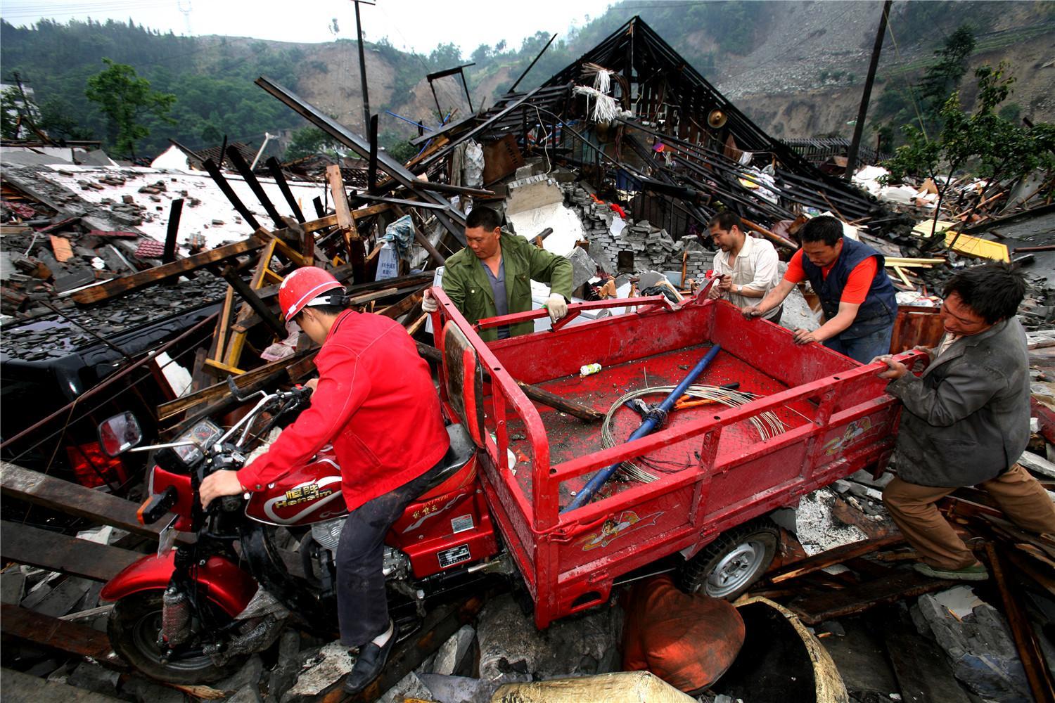 汶川地震未公开图片